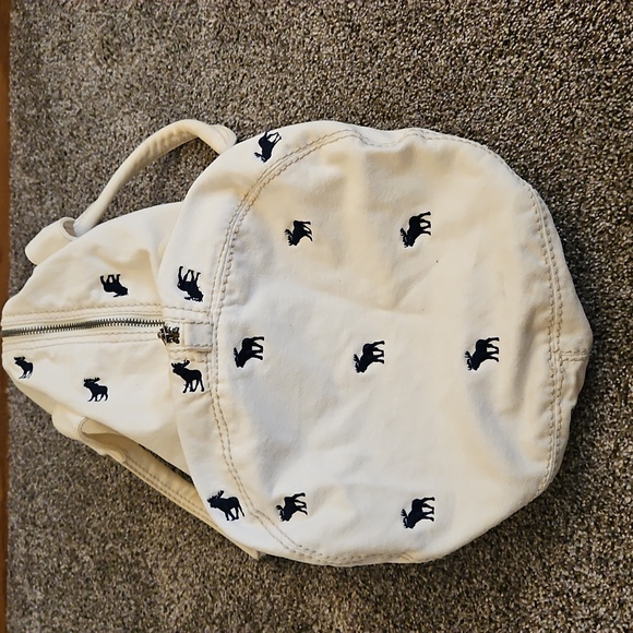 Abercrombie Duffel Bag - Picture 2 of 3